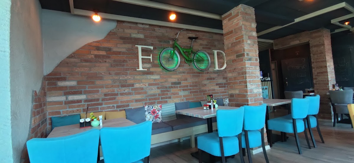 Caffe Pizzeria Urban Forest